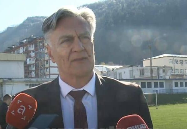 Siniša Karan tako kaže: “Do podne 20 pripadnika SIPA-e prešlo…