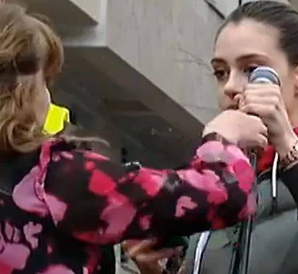 Srbija je na nogama: Studentkinju u Beogradu pokušali spriječiti da…