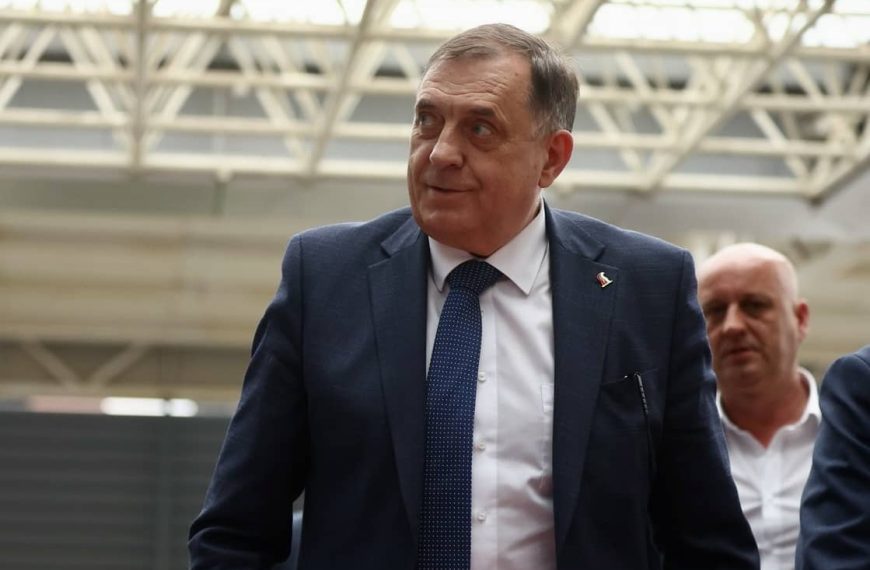 Dodik došao na samo kilometar zračne linije od sjedišta SIPA-e