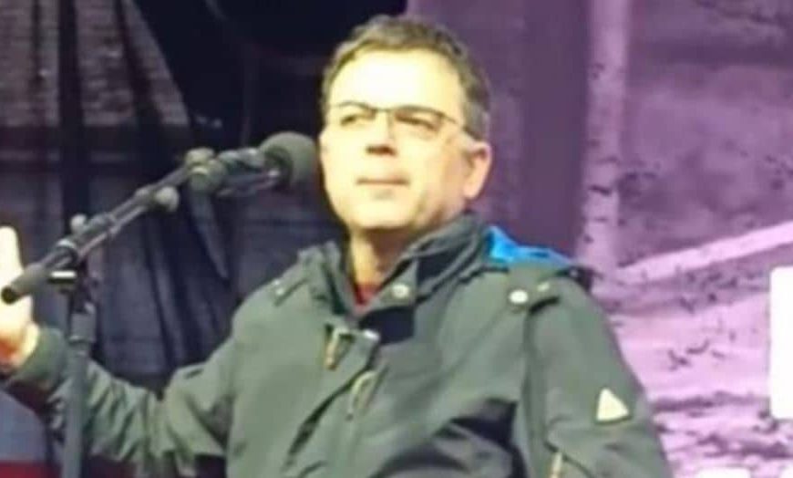 Glumac Aleksandar Stojković sa porukom koja odjekuje BiH: “Nemojte govoriti ‘živjela RS’ i bacati smeće. Od Doboja do Sarajeva more je smeća”