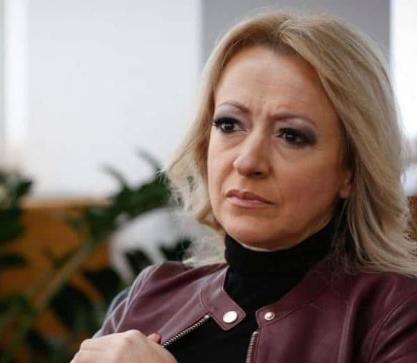Aleksandra Pandurević veoma nedvosmisleno upozorava: “Predvorje finansijskog pakla u koji…