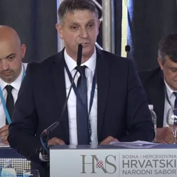 Član Predsjedništva HNS-a prozvao Čovića: “Je li Dodik vitalni nacionalni…