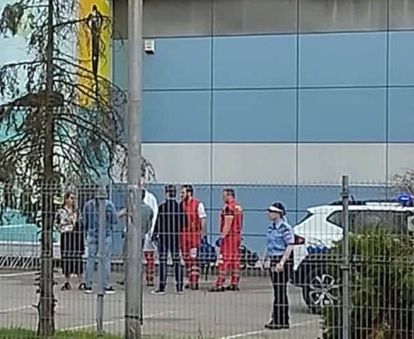 Mještani u šoku: Ubistvo ispred tržnog centra u BiH, policija uhapsila muškarca