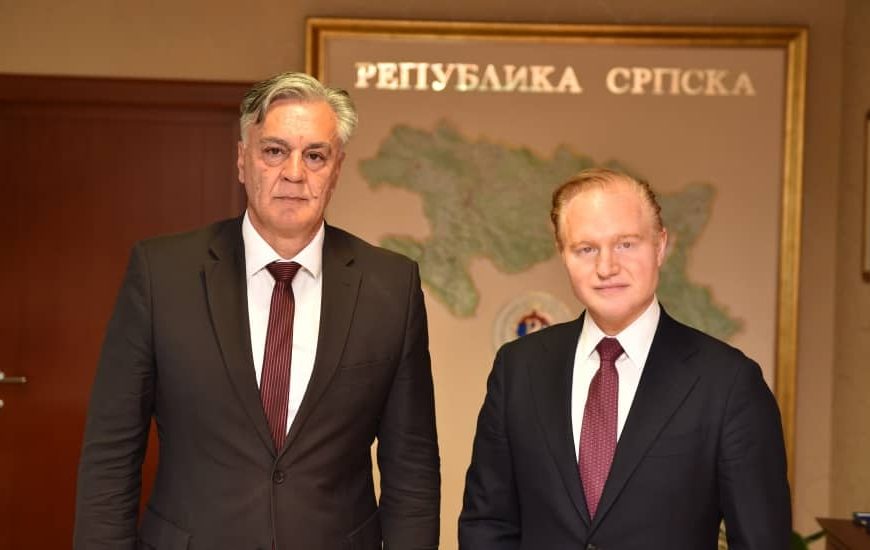 Bruka i sramota u RS: Advokat u RS-u predstavljen kao izaslanik američke vlade ne radi za State Department