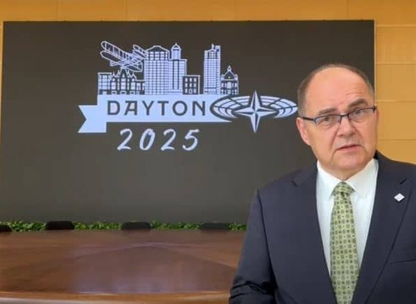 Christian Schmidt iz Daytona pozvao bh. političare: “Evo nas, samo…