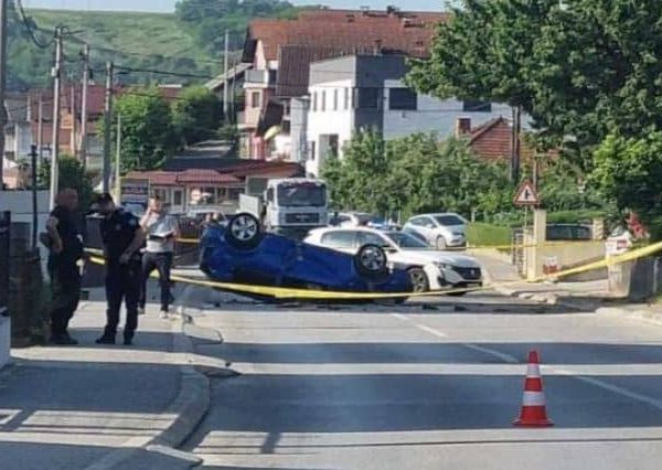 Tragična saobraćajna nesreća: Jedna osoba poginula, druga životno ugrožena