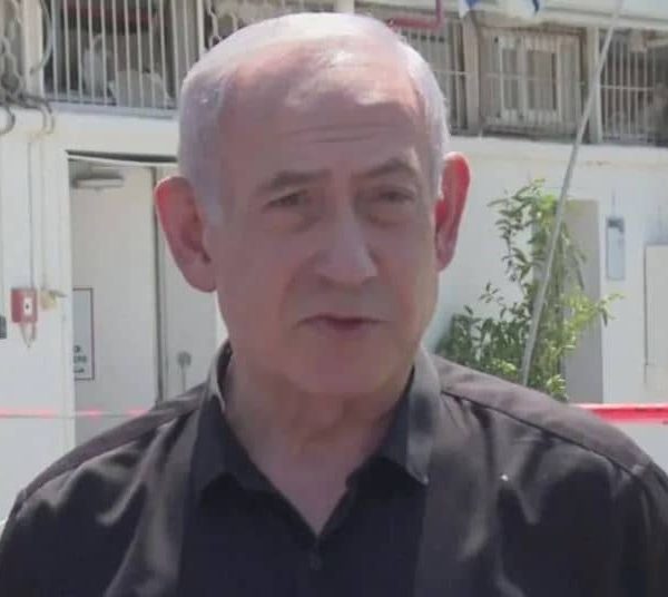 Benjamin Netanyahu se požalio: “Moj sin je dvaput morao otkazivati svadbu zbog uzbuna”