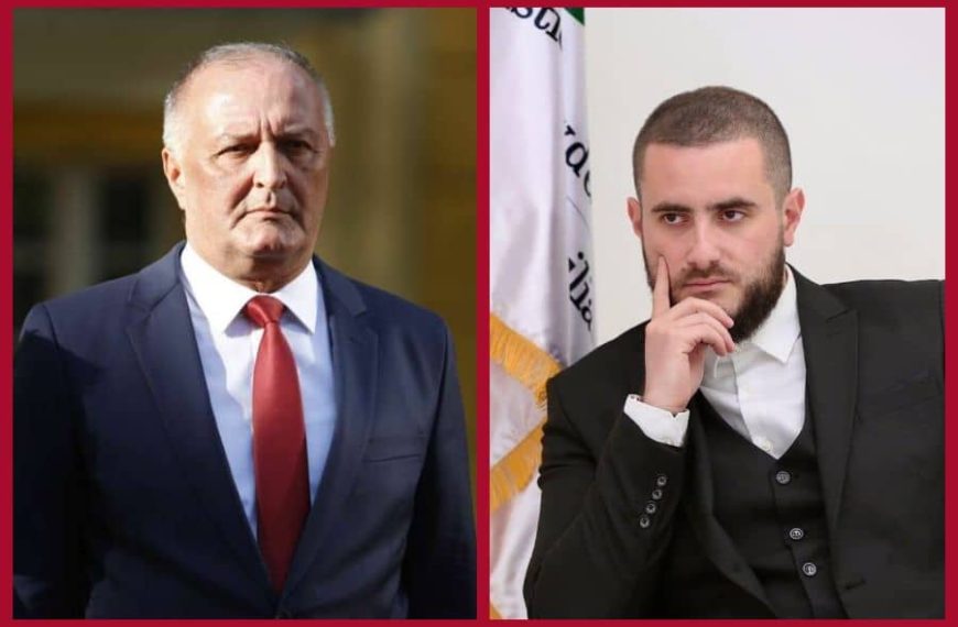 Zukan Helez javno prozvao Zukorlića: “Da li ga je stid i osjeća li potrebu da se izvini zbog postupka ministra odbrane Srbije Bratislava Gašića koji je sjedio tokom intoniranja himne BiH?”
