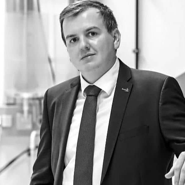Preminuo je dr. Samir Kopačić, jedan od najperspektivnijih mladih bh.…