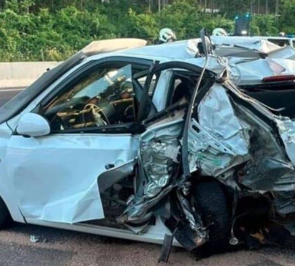 Jeziva nesreća u Austriji: Kamion gurao automobil vozača iz BiH čak 80 metara
