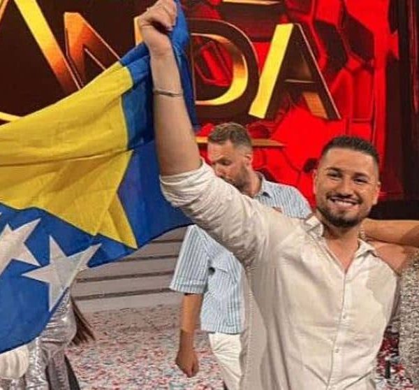 Viki Miljković o zastavi BiH u Zvezdama Granda: “Prišla sam im i rekla da ponosno u vis podignu zastavu njihove zemlje”