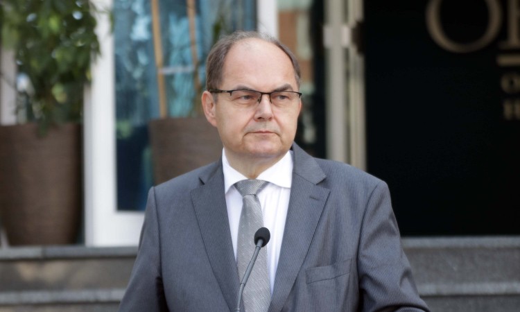 Visoki predstavnik Christian Schmidt uputio vrlo jasne i nedvosmislene riječi: “Stabilna i nezavisna Centralna banka BiH je javni interes”