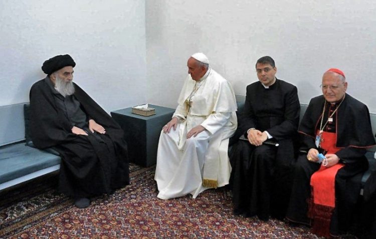 Historijski susret Papa Franje i duhovnog vođe Iraka Alija Sistanija