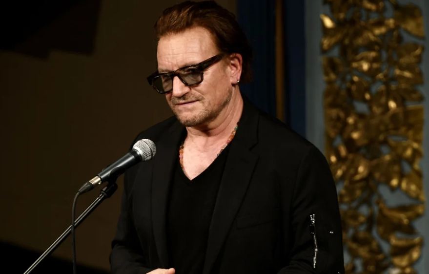 Svjetska muzička zvijezda Bono u Narodnom pozorištu: “Svako nosi Sarajevo unutar sebe, gdje god otišao”