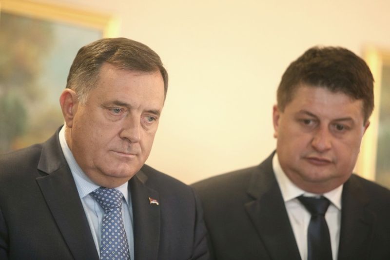 Milan Radović zabrinuto odgovorio kćerci Milorada Dodika: “Vi pominjete moju djecu i stavljate metu na moju porodicu”