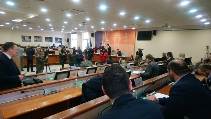 U toku glasanje za gradonačelnika u Mostaru: Mario Kordić (HDZ) dobio 17 glasova, Zlatko Guzin (Koalicija za Mostar) 14 – slijedi treći krug