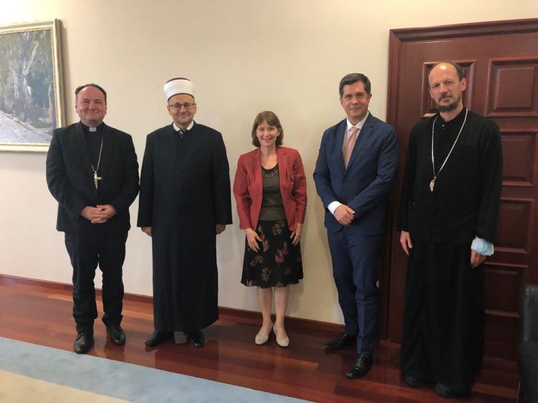 Snažne poruke: Ambasada Sjedinjenih Američkih Država i OSCE u Bosni i Hercegovini pozdravljaju sastanak vjerskih lidera u Mostaru