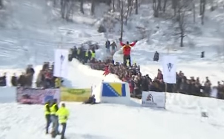Pogledajte amaterske skijaške skokove u BiH koji prevazilaze sve!