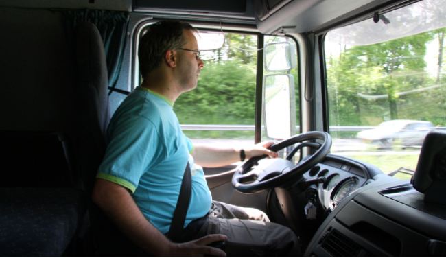 Ogromna potražnja za vozačima kamiona: Velika Britanija nudi 10.500 radnih dozvola