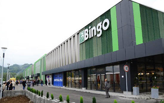 Krađa u TC Bingo u Maglaju, policija izašla na teren