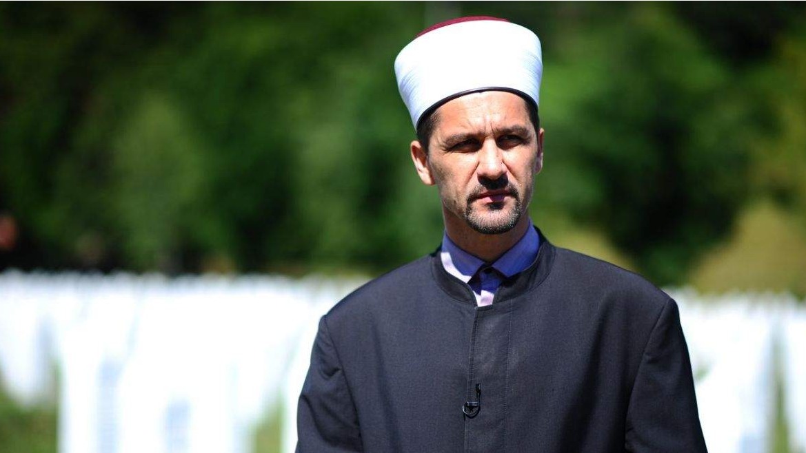 Damir efendija Peštalić, glavni imam MIZ Srebrenica ogorčen sramnim potezom Mladena Grujičića: “Naša borba će se nastaviti!”