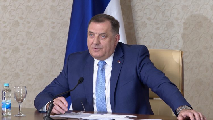 Lider SNSD-a Milorad Dodik odgovorio na optužbe: “Pošto su prodali vjeru za večeru, SDS i PDP neka puste patriote da odbrane RS olovkom”