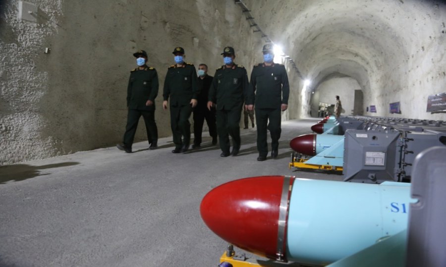 Iran pokazao s čim raspolaže i predstavio podzemnu raketnu bazu u Zaljevu