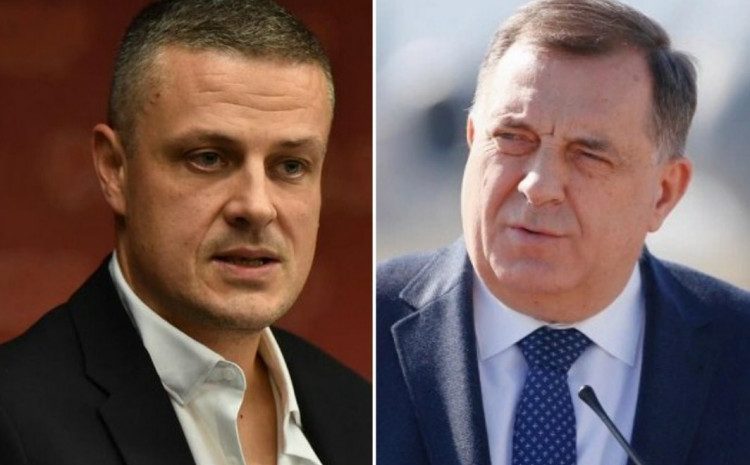 Potpredsjednik SDP-a Vojin Mijatović u veoma žustrom obraćanju javnosti poručio: “Milorad Dodik sada je već sa Aleksandrom Vučićem u direktnoj konfrotaciji”