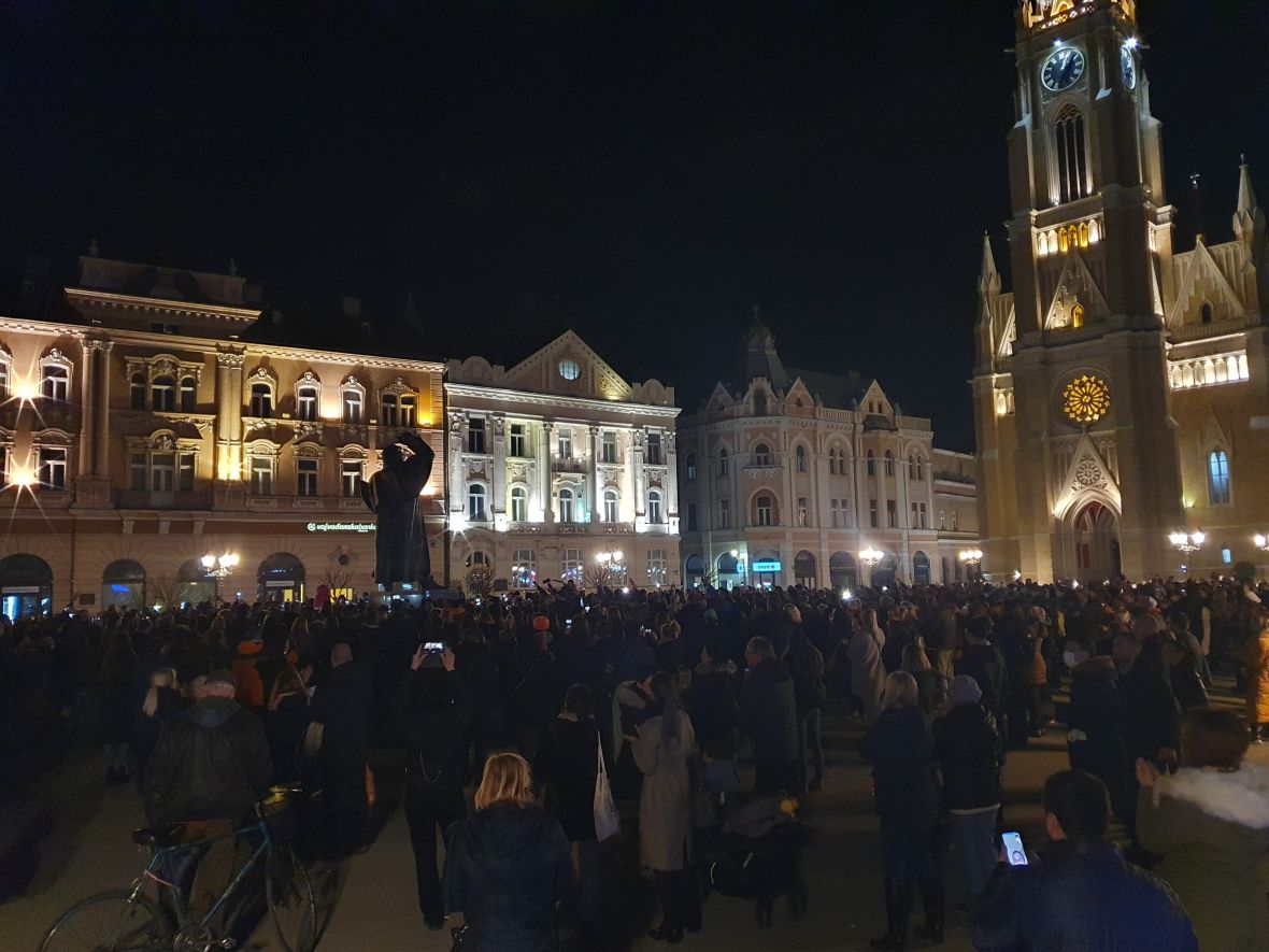 Novi Sad se oprašta od Balaševića