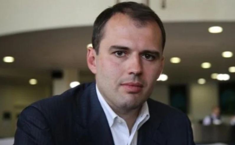 Suštinsko pitanje Reufa Bajrovića: “Da li će novi visoki predstavnik biti spreman da koristi bonske ovlasti”