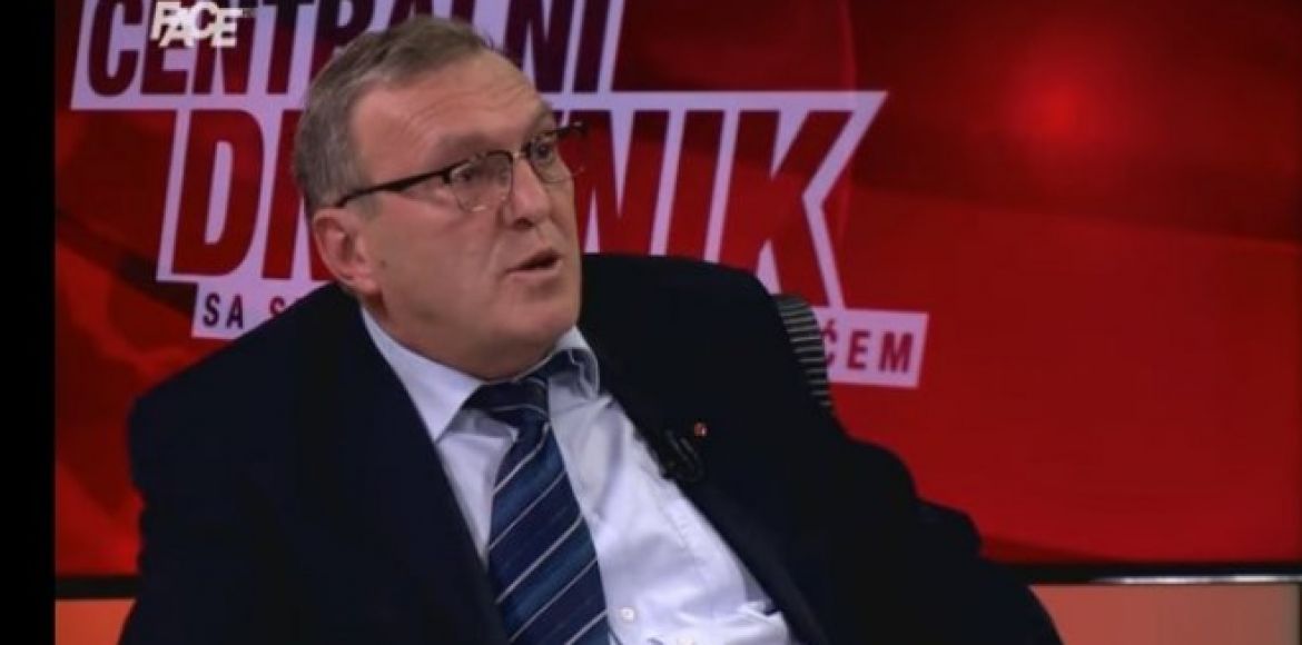 Dr. Stevanović doktorski odgovorio Ćosiću: Srbin sam, ali mi ploča ne smeta, više mi smeta veličanje Karadžića i Mladića
