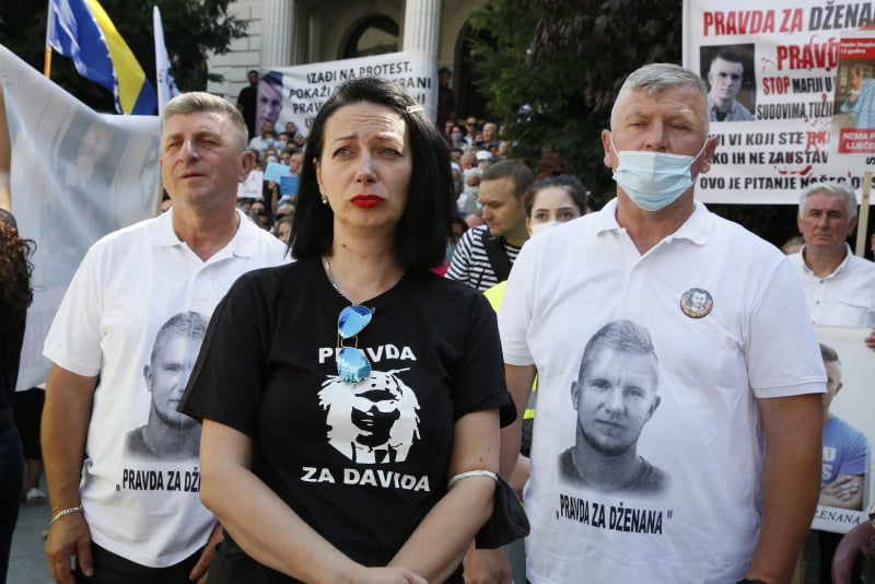 PROTESTI U SARAJEVU Majka ubijenog Davida Dragičevića: “Imaš sina, prvog sina, a onda ti ga oduzmu”