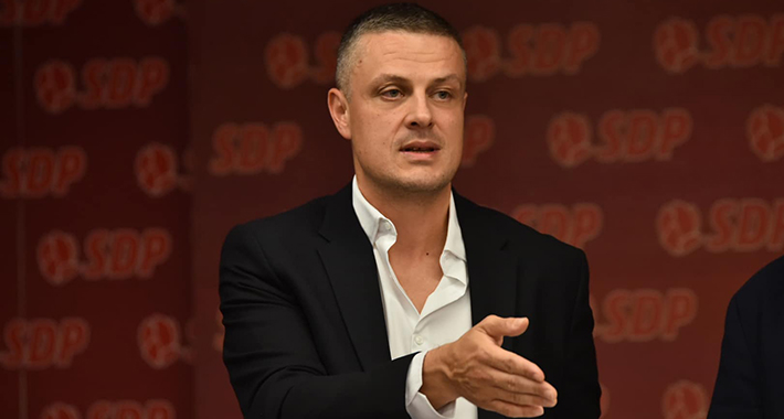 Vojin Mijatović se obratio SDP-u i NiP-u, uputio je veoma nedvosmislen poziv: “Mjesto premijera u KS nipošto ne smijete dati Našoj stranci”