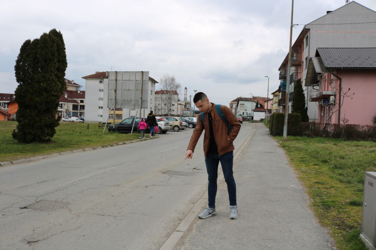Nevjerovatna situacija u BiH: Mladić pronašao torbu sa zlatom, nazvao policiju, oni mu rekli “svaka čast, momak”, a vlasnik torbe mu se zahvaljivao do neba