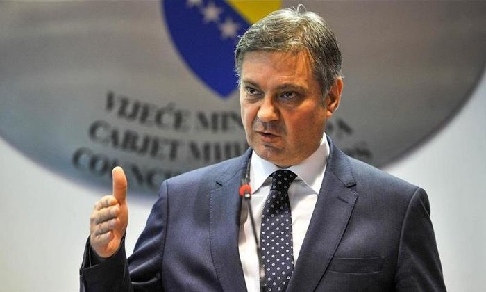 Denis Zvizdić burno reagovao: “Ovo mi djeluje kao da je iz rubrike “vjerovali ili ne””